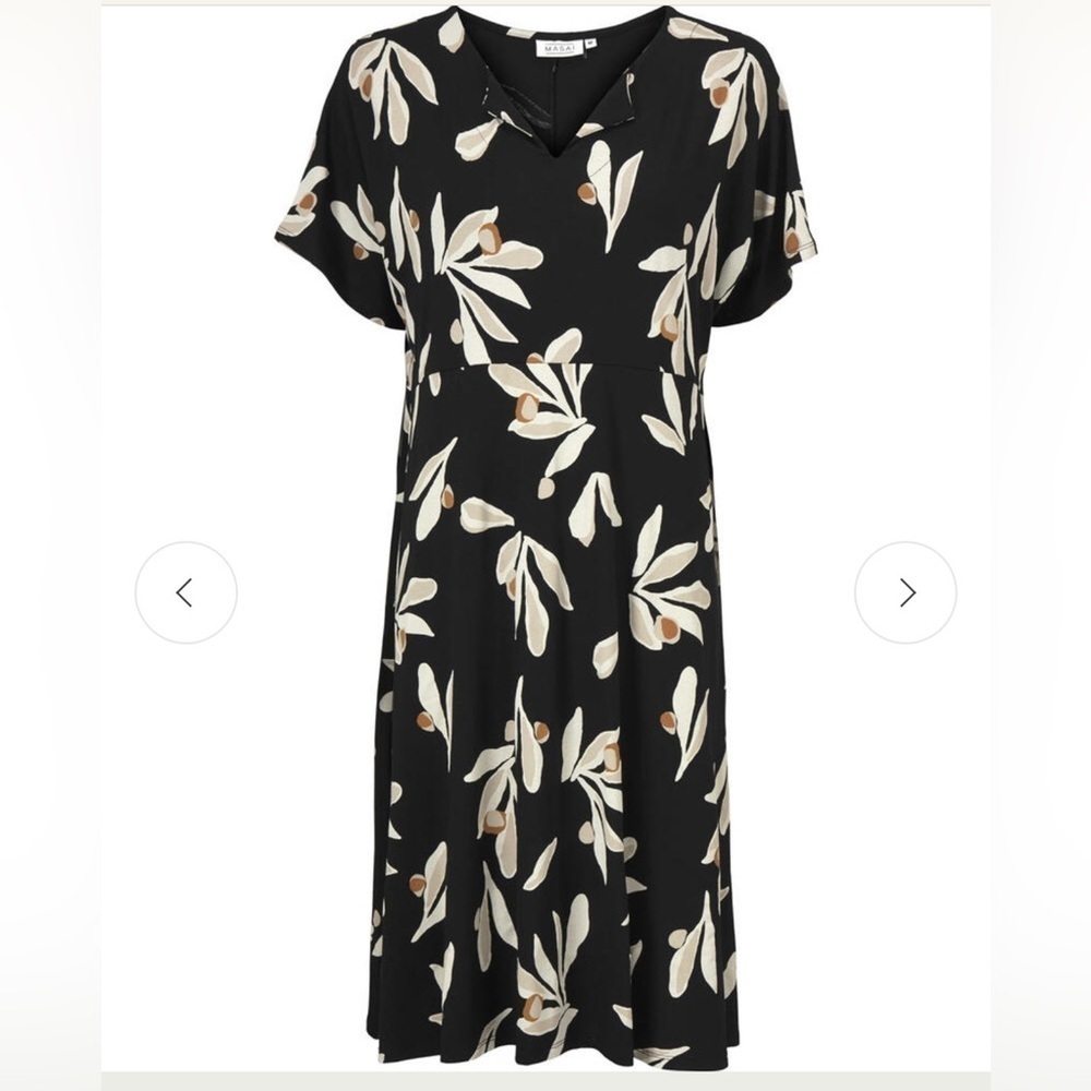 Masai size medium black floral short sleeve dress EUC - Picture 2 of 10